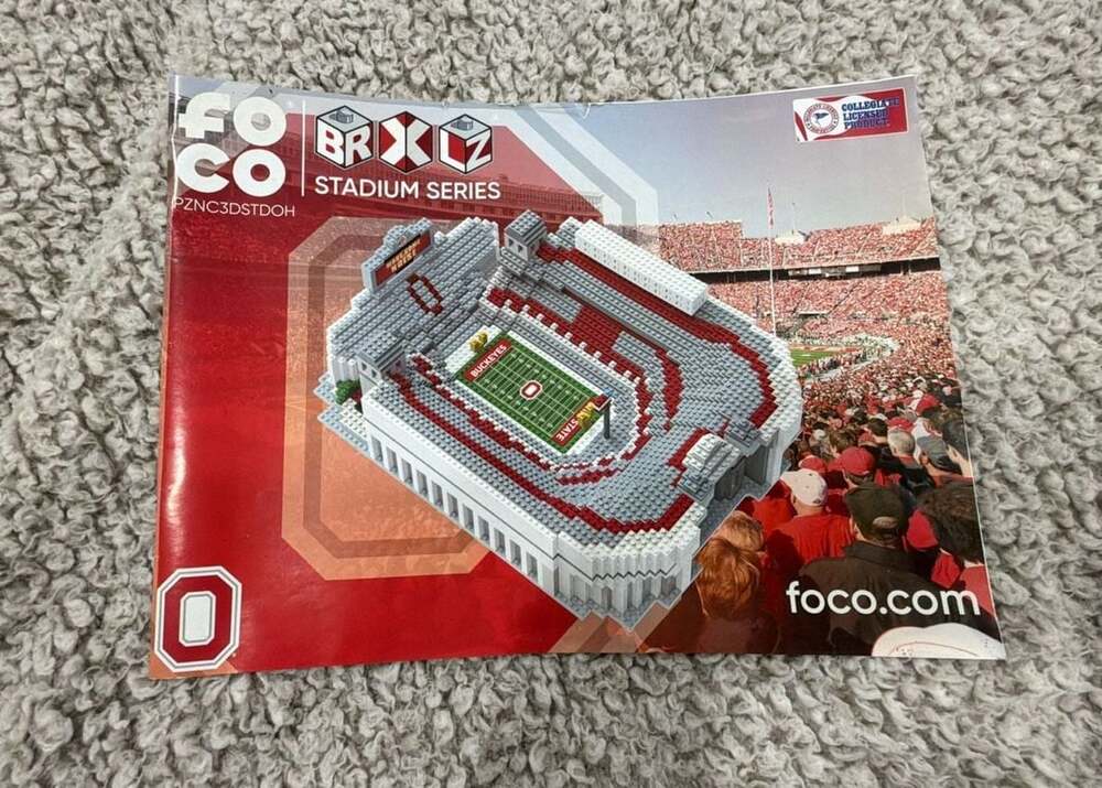 FOCO Ohio State Buckeyes 'The Shoe' Stadium BRXLZ Building Block Set - Picture 3 of 5
